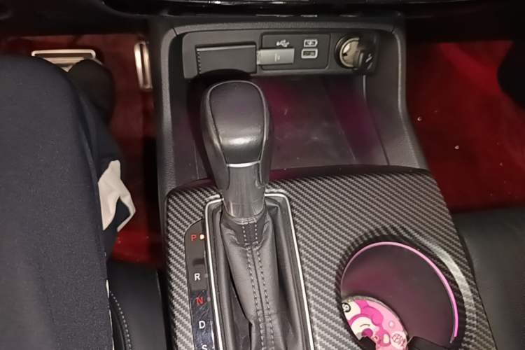 Used Honda Integra 2023 HATCHBACK 240TURBO CVT Phantom Night Luxury Edition Gear Lever