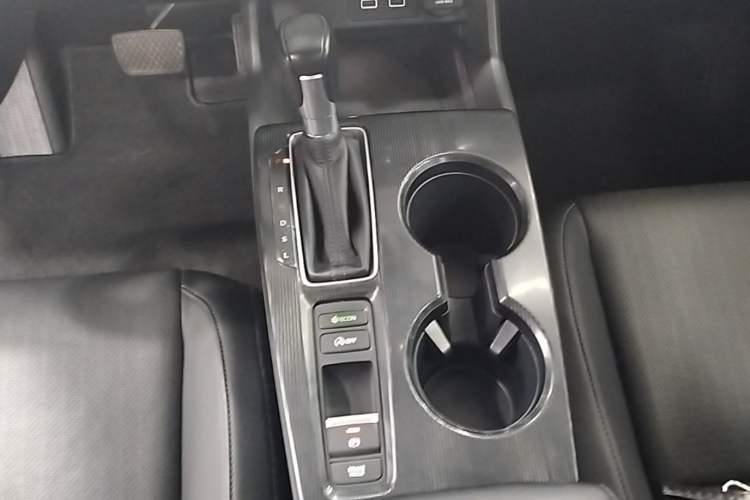Used Honda Integra 2023 240TURBO CVT Smart Enjoyment Version Gear Lever