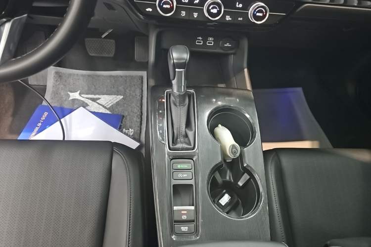 Used Honda Integra 2023 240TURBO CVT Smart Enjoyment Version Gear Lever