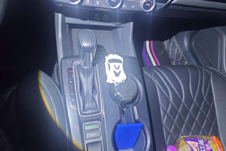 Used Honda Integra 2023 240TURBO CVT Smart Enjoyment Version Gear Lever