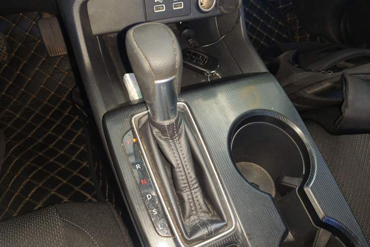 Used Honda Integra 2023 240TURBO CVT Leading Edition Gear Lever
