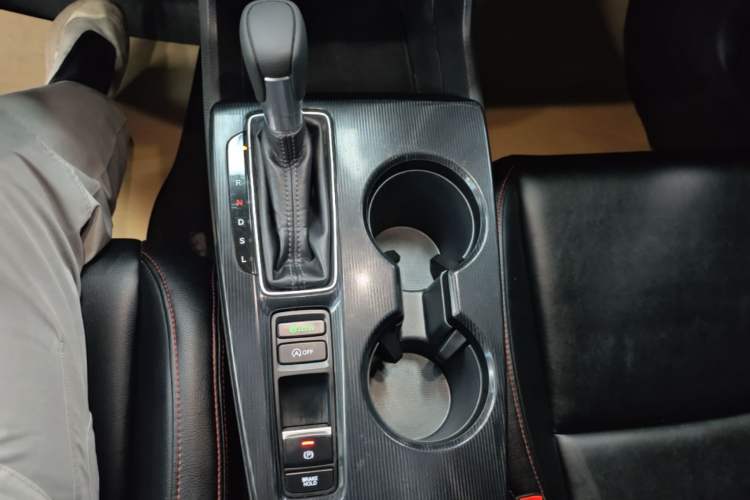 Used Honda Integra 2023 HATCHBACK 240TURBO CVT Trendsetting Edition Gear Lever