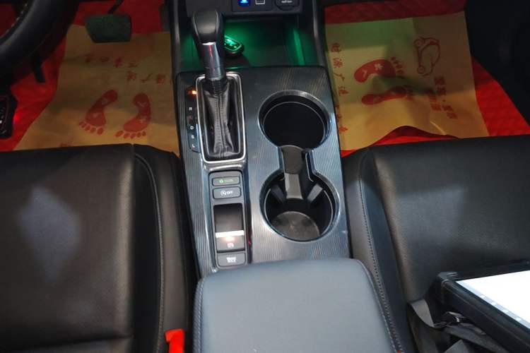 Used Honda Integra 2023 240TURBO CVT Smart Enjoyment Version Gear Lever