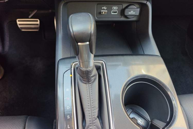 Used Honda Integra 2023 240TURBO CVT Smart Enjoyment Version Gear Lever