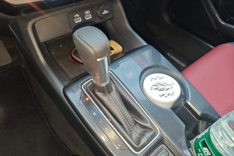 Used Honda Integra 2023 240TURBO CVT Leading Edition Gear Lever