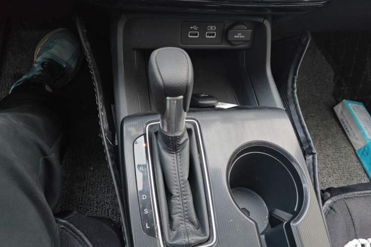 Used Honda Integra 2023 240TURBO CVT Leading Edition Gear Lever