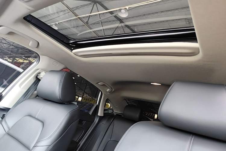 Used Honda Integra 2023 240TURBO CVT Luxury Edition Headliner