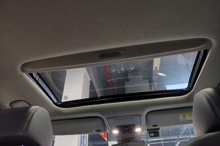 Used Honda Integra 2023 HATCHBACK 2.0L eHEV Sharp Luxury Edition Headliner