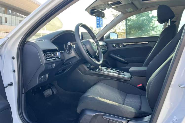Used Honda Integra 2023 240TURBO CVT Tech Edition Interior 2