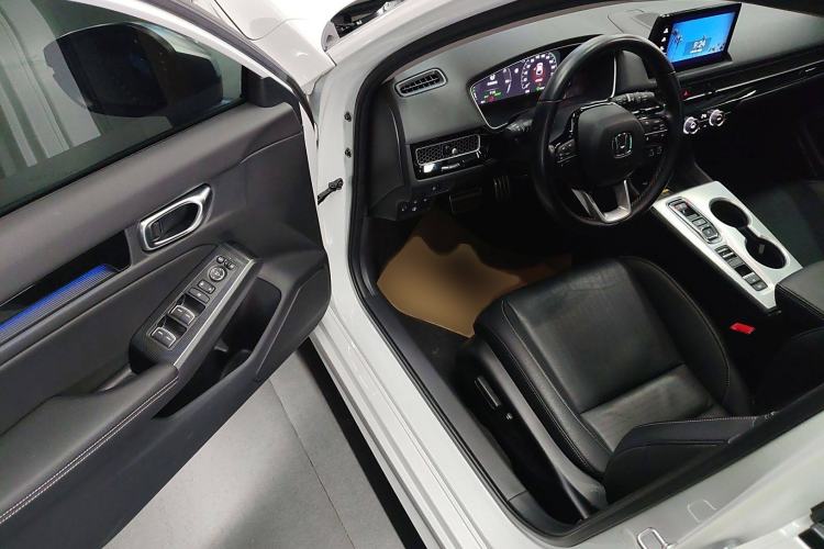 Used Honda Integra 2023 HATCHBACK 2.0L eHEV Sharp Luxury Edition Interior 3