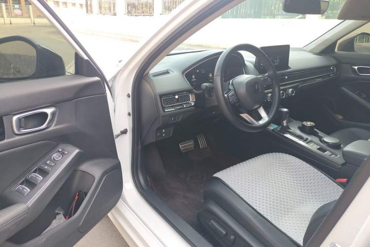 Used Honda Integra 2023 HATCHBACK 240TURBO CVT Phantom Night Luxury Edition Interior 3