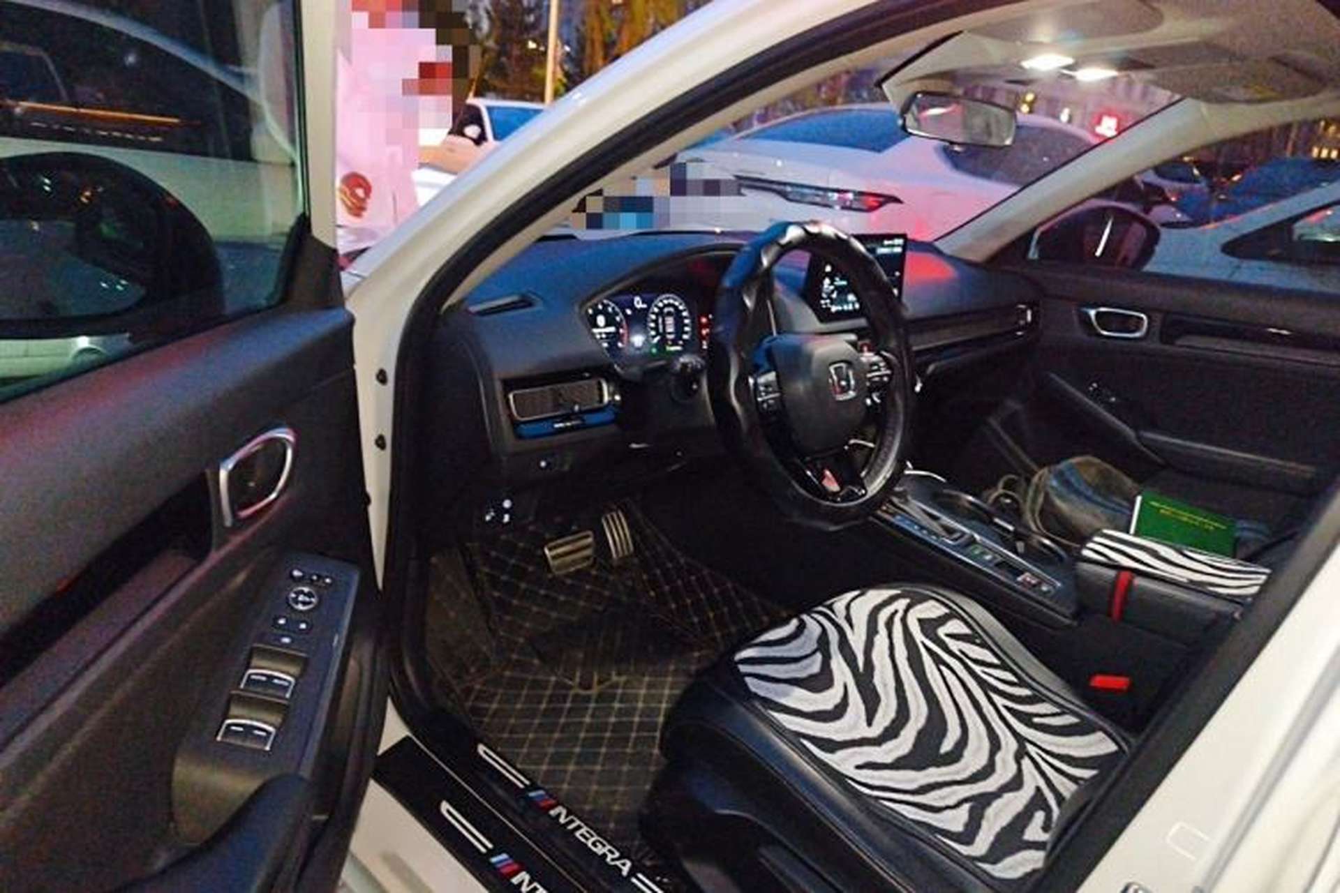 Used Honda Integra 2023 240TURBO CVT Phantom Night · Tech Edition Interior 3