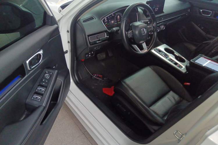 Used Honda Integra 2023 2.0L eHEV Sharp Luxury Edition Interior 3