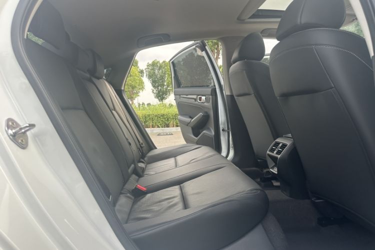 Used Honda Integra 2023 HATCHBACK 2.0L eHEV Sharp Luxury Edition Interior 6
