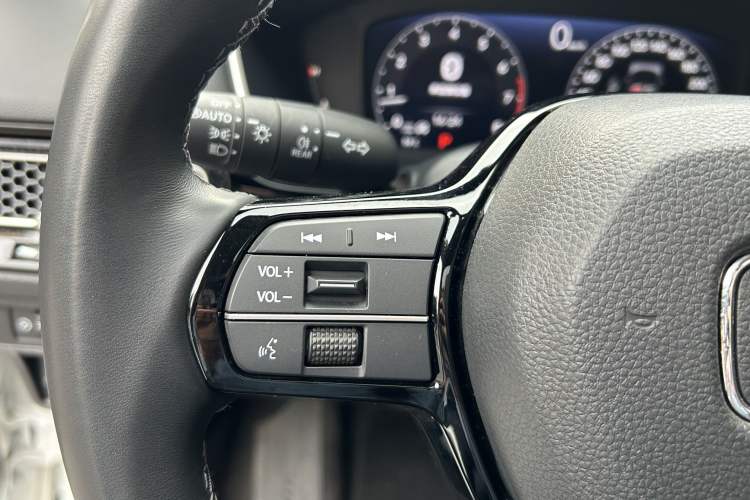 Used Honda Integra 2023 240TURBO CVT Smart Enjoyment Version Interior 9