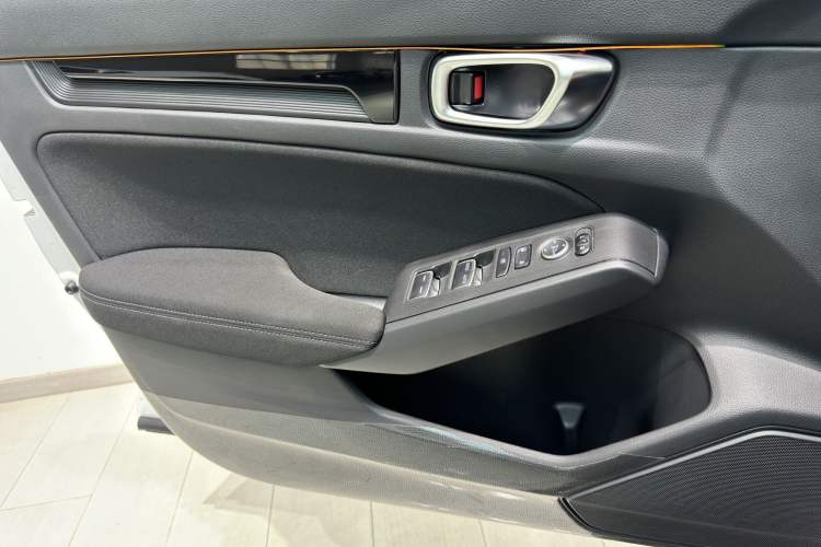 Used Honda Integra 2023 HATCHBACK 240TURBO CVT Trendsetting Edition Interior 9