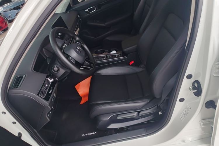 Used Honda Integra 2023 240TURBO CVT Tech Edition Left Front Seat