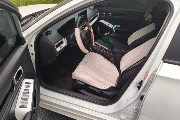 Used Honda Integra 2023 240TURBO CVT Tech Edition Left Front Seat