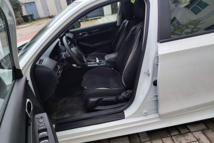 Used Honda Integra 2023 240TURBO CVT Tech Edition Left Front Seat
