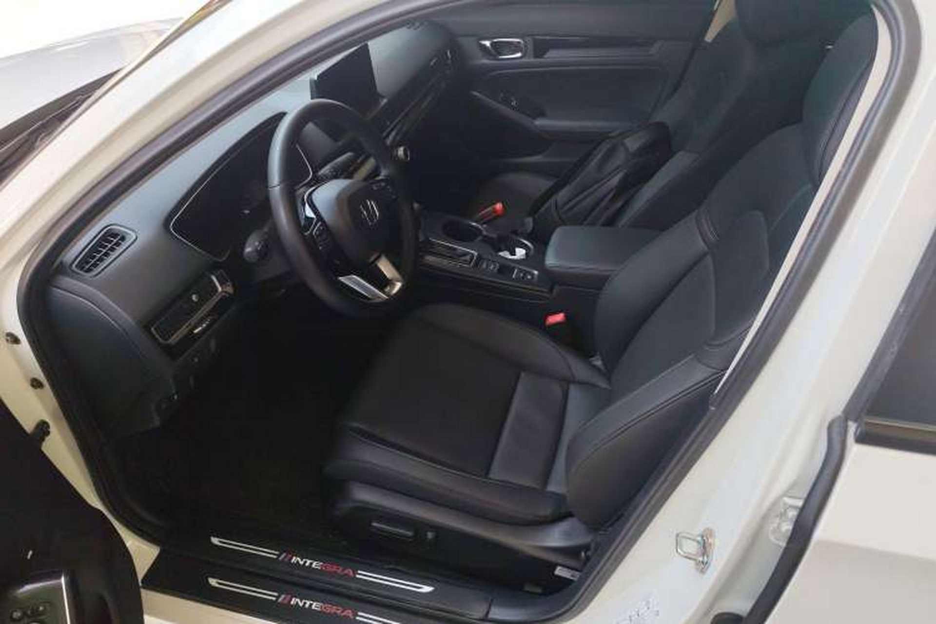 Used Honda Integra 2023 240TURBO CVT Smart Enjoyment Version Left Front Seat