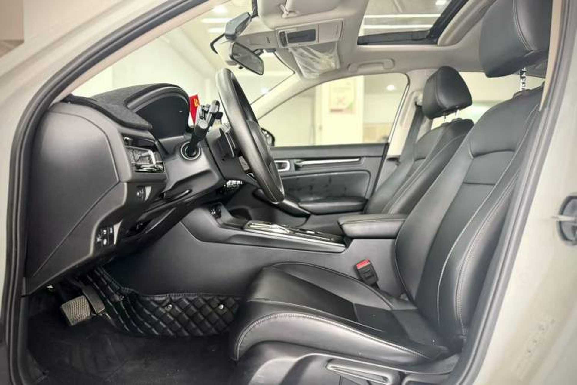 Used Honda Integra 2023 2.0L eHEV Tech Edition Left Front Seat