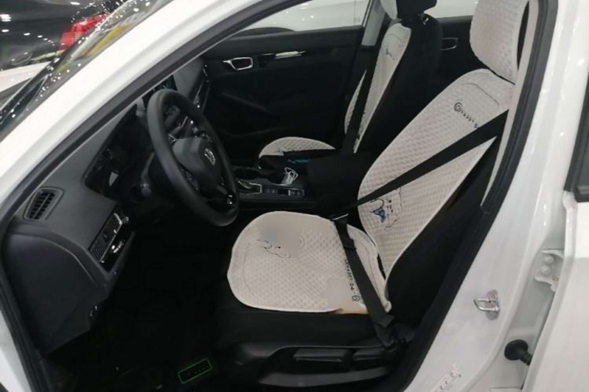 Used Honda Integra 2023 240TURBO CVT Leading Edition Left Front Seat