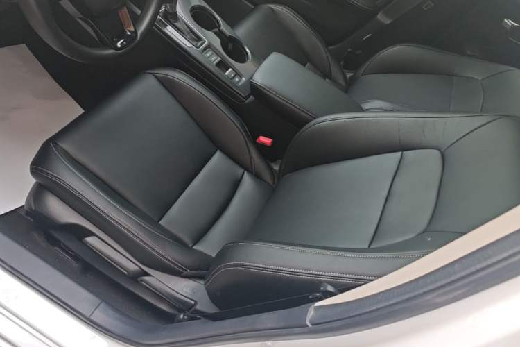 Used Honda Integra 2023 240TURBO CVT Tech Edition Left Front Seat