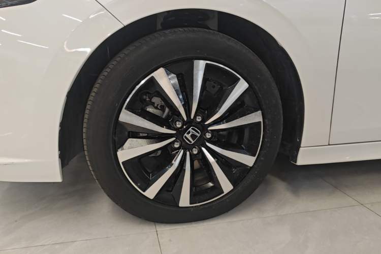 Used Honda Integra 2023 2.0L eHEV Tech Edition Left Front Wheel Hub