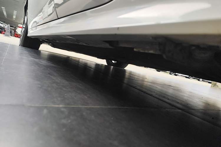 Used Honda Integra 2023 240TURBO CVT Smart Enjoyment Version Left Side Sill