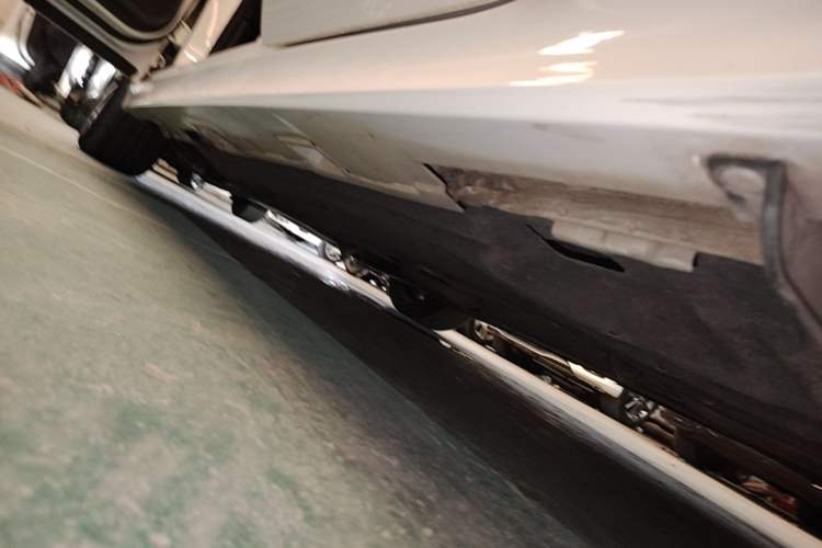 Used Honda Integra 2023 240TURBO CVT Smart Enjoyment Version Left Side Sill