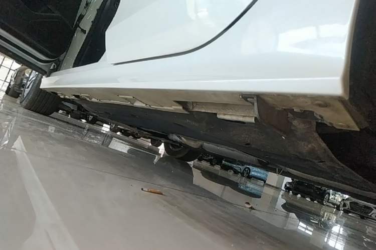 Used Honda Integra 2023 240TURBO CVT Tech Edition Left Side Sill