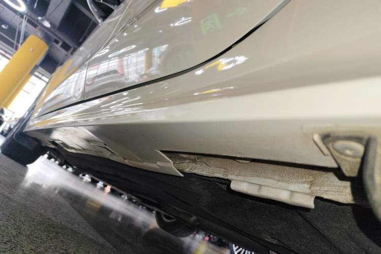 Used Honda Integra 2023 240TURBO CVT Tech Edition Left Side Sill