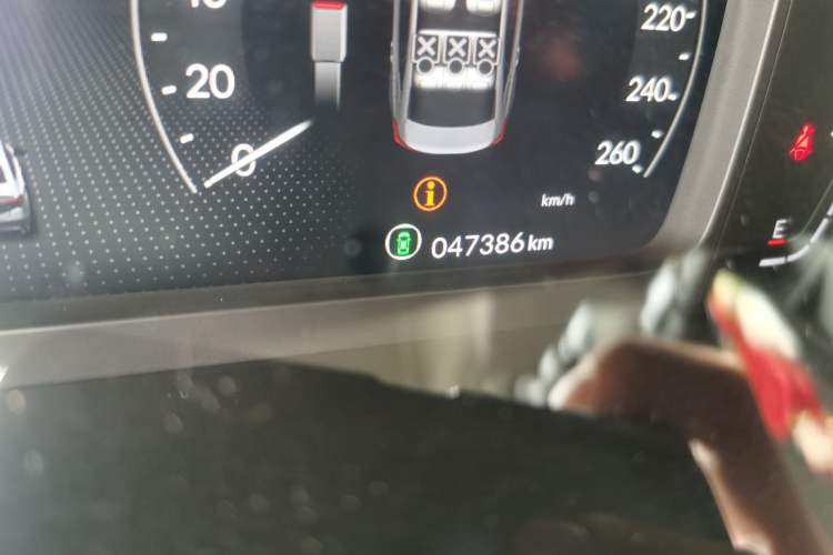 Used Honda Integra 2023 240TURBO CVT Tech Edition Odometer Close Up