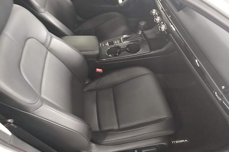 Used Honda Integra 2023 240TURBO CVT Smart Enjoyment Version Right Front Seat