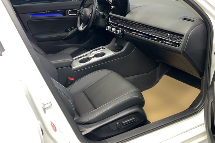 Used Honda Integra 2023 HATCHBACK 2.0L eHEV Sharp Luxury Edition Right Front Seat