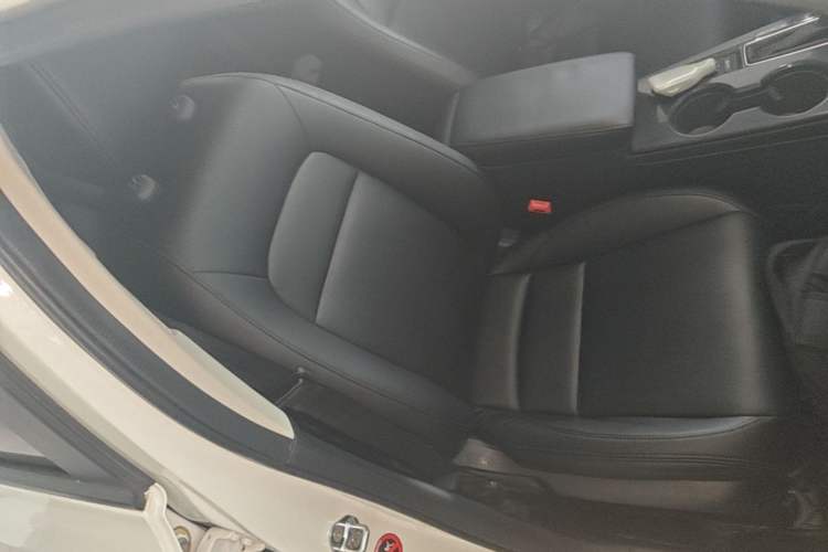 Used Honda Integra 2023 240TURBO CVT Leading Edition Right Front Seat