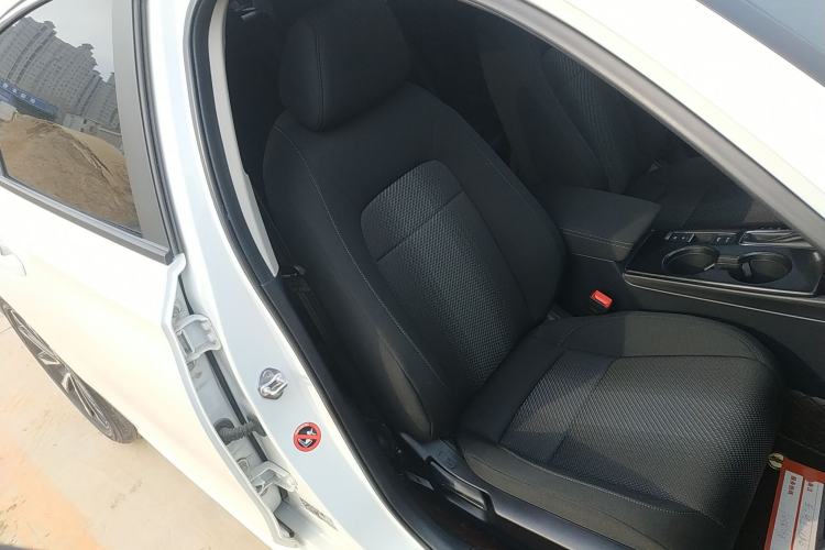 Used Honda Integra 2023 HATCHBACK 240TURBO CVT Trendsetting Edition Right Front Seat