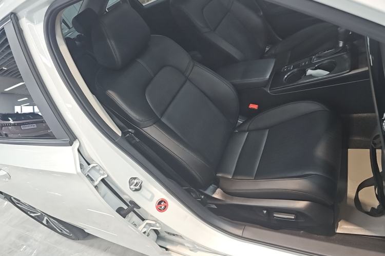 Used Honda Integra 2023 240TURBO CVT Smart Enjoyment Version Right Front Seat