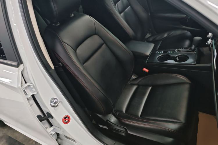Used Honda Integra 2023 HATCHBACK 240TURBO CVT Trendsetting Edition Right Front Seat