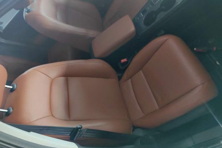 Used Honda Integra 2023 240TURBO CVT Leading Edition Right Front Seat