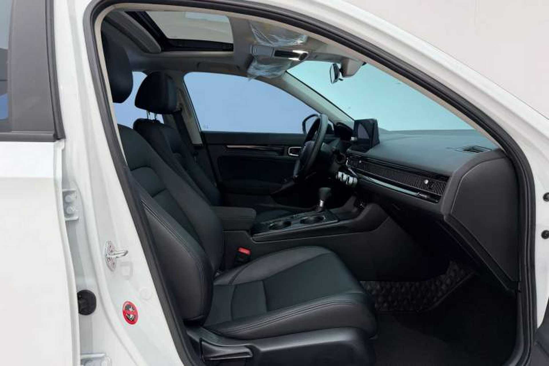Used Honda Integra 2023 240TURBO CVT Tech Edition Right Front Seat