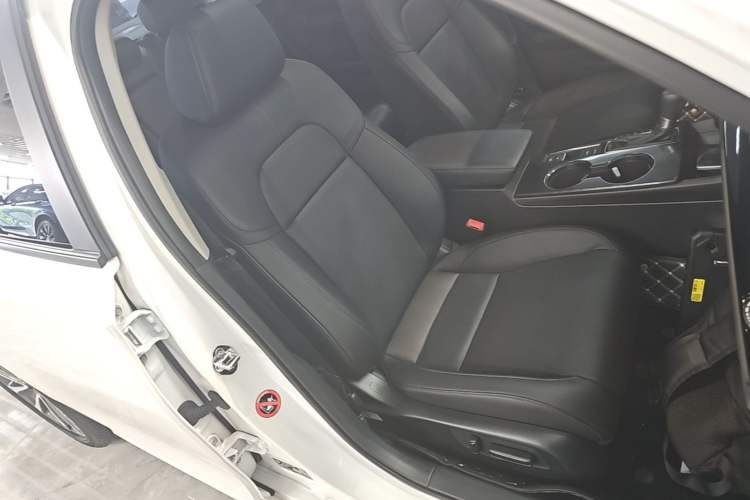 Used Honda Integra 2023 240TURBO CVT Luxury Edition Right Front Seat