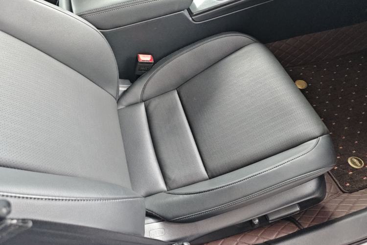 Used Honda Integra 2023 240TURBO CVT Smart Enjoyment Version Right Front Seat