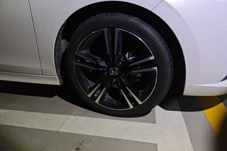 Used Honda Integra 2023 240TURBO CVT Phantom Night·Luxury Edition Right Front Wheel Hub