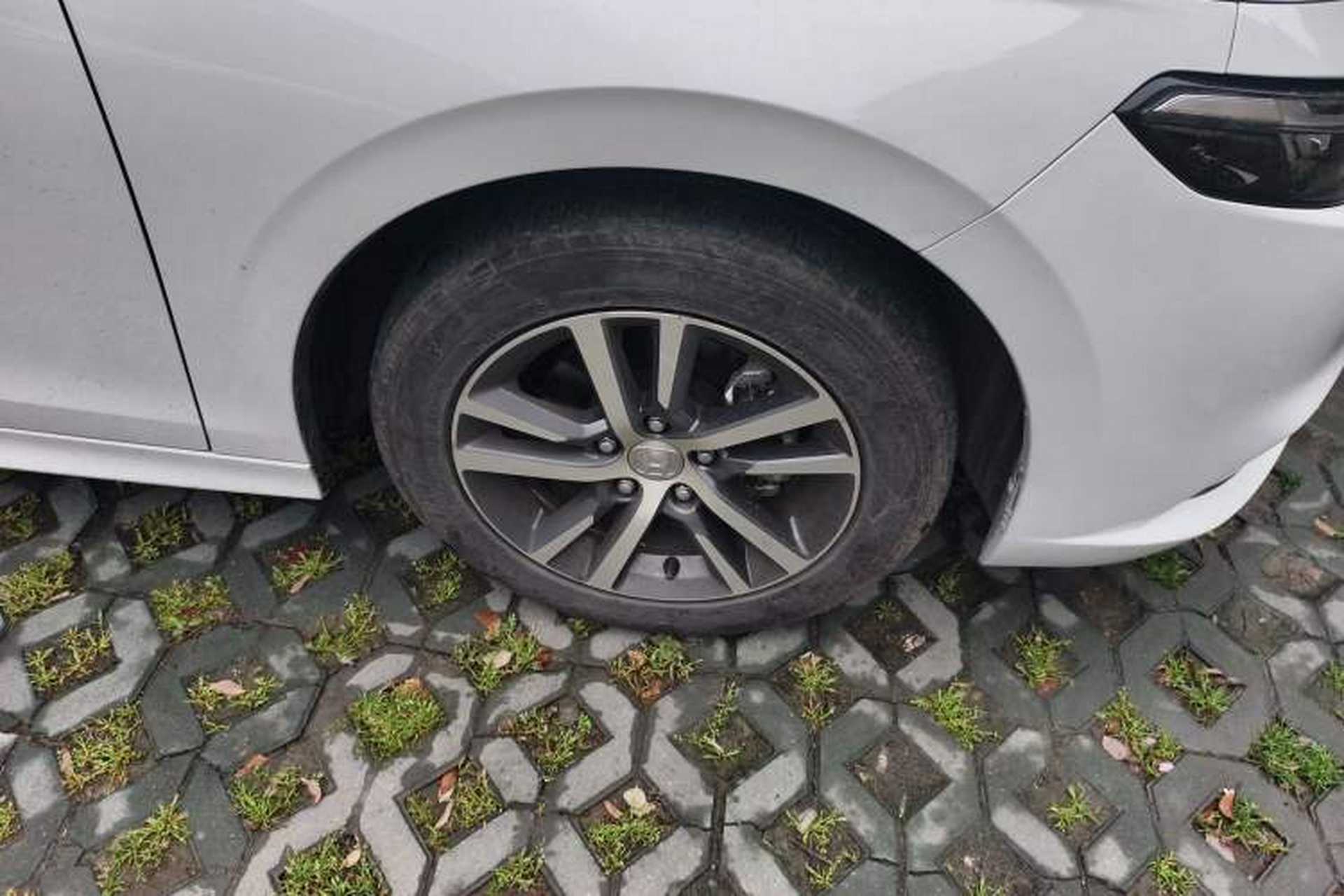 Used Honda Integra 2023 240TURBO CVT Leading Edition Right Front Wheel Hub