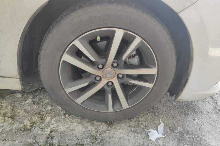Used Honda Integra 2023 240TURBO CVT Tech Edition Right Front Wheel Hub
