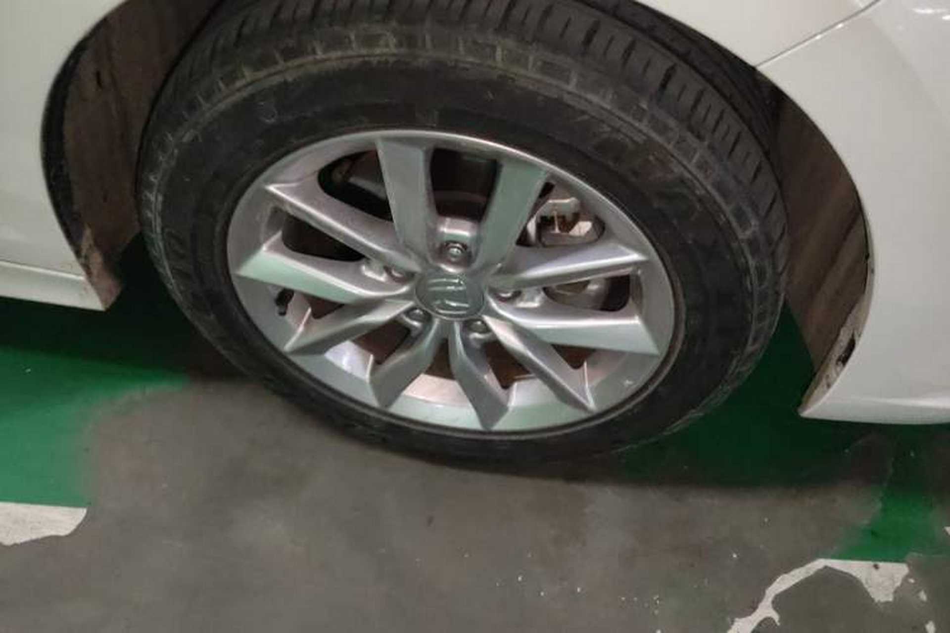 Used Honda Integra 2023 240TURBO Manual Exclusive Edition Right Front Wheel Hub