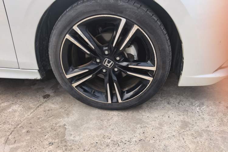 Used Honda Integra 2023 HATCHBACK 240TURBO CVT Phantom Night Luxury Edition Right Front Wheel Hub