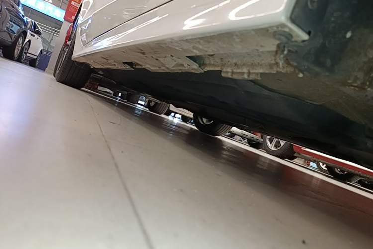 Used Honda Integra 2023 HATCHBACK 240TURBO CVT Phantom Night Luxury Edition Right Side Sill