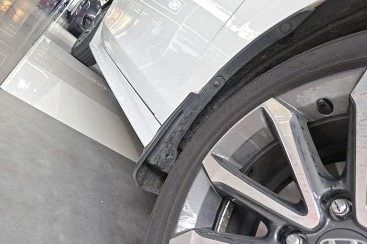 Used Honda Integra 2023 240TURBO CVT Smart Enjoyment Version Right Side Sill